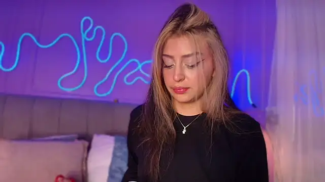 Sofly s online show from 27, 3, 2026