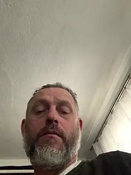 Snapshot of GHsveter chatting on 27, 4, 2026 GHsveter online show from 27, 4, 2026