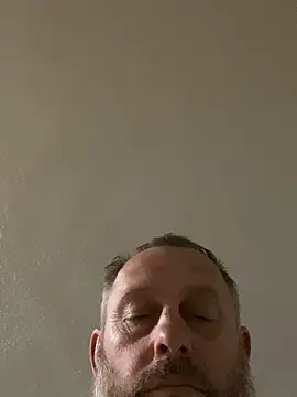Snapshot of GHsveter chatting on 9, 5, 2026 GHsveter online show from 9, 5, 2026