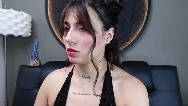 miss sharlotte18 online show from 3, 4, 2026