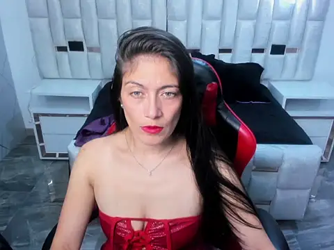 AnnyMilet  online show from 5, 8, 2026