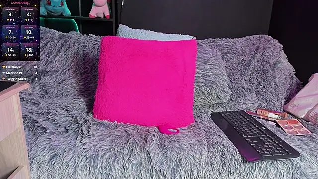 stelleknox  online show from 28, 12, 2024