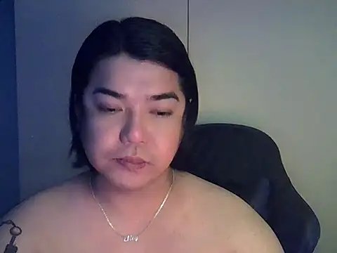 Snapshot of StrawberryWine07 chatting on 19, 4, 2026 StrawberryWine07 online show from 19, 4, 2026