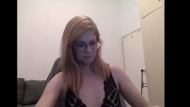 SavannaGirly online show from 24, 9, 2025