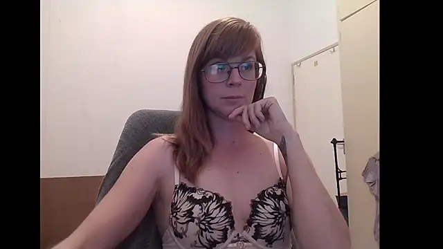 Snapshot of SavannaGirly chatting on 11, 6, 2026 SavannaGirly online show from 11, 6, 2026