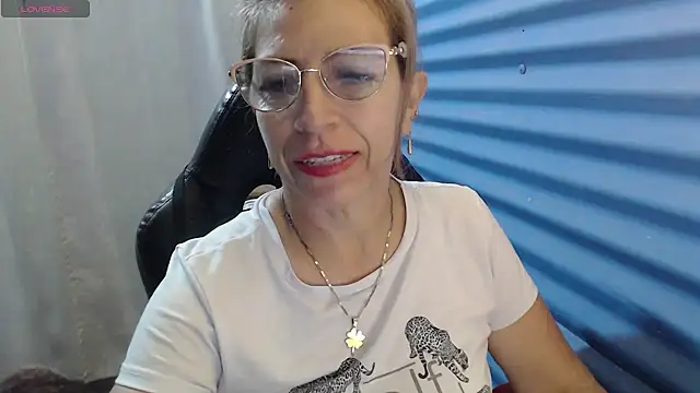 Snapshot of Chayla_Ruiz chatting on 2, 5, 2026 Chayla Ruiz online show from 2, 5, 2026
