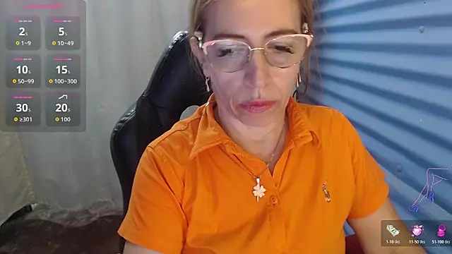 Snapshot of Chayla_Ruiz chatting on 15, 6, 2026 Chayla Ruiz online show from 15, 6, 2026