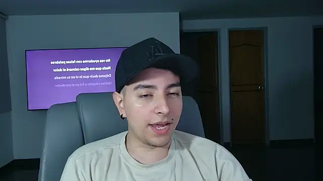 Snapshot of Jhoan_saenz chatting on 2, 11, 2025 Jhoan saenz online show from 2, 11, 2025