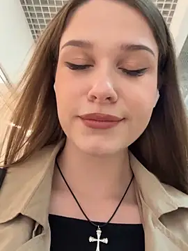 LisaSweetie online show from 4, 3, 2026