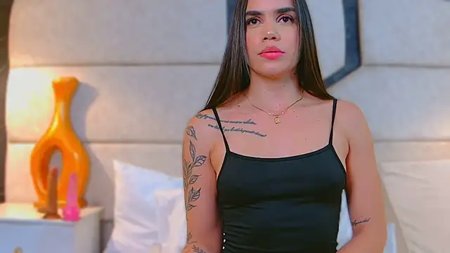 April Cutee online show from 19, 2, 2025