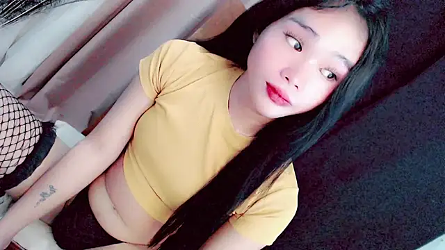 Snapshot of amomentoflust69 chatting on 2, 3, 2026 amomentoflust69 online show from 2, 3, 2026