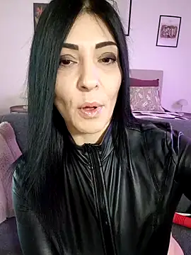 AryaSummersReal online show from 2, 3, 2025