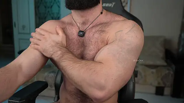 Snapshot of mike0xx chatting on 12, 2, 2026 mike0xx online show from 12, 2, 2026