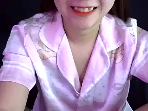 Bee 2k online show from 2, 11, 2025