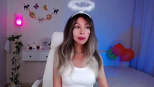 wendifoste online show from 31, 10, 2025