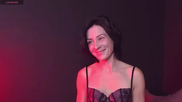 LorenDaze online show from 4, 12, 2024