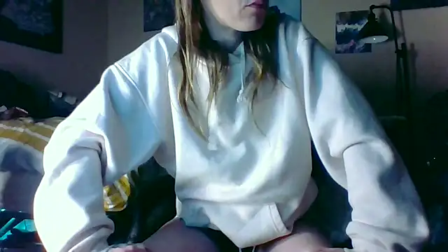 eatmeplease44 online show from 9, 3, 2026