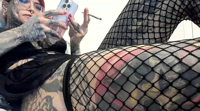 tamarapervert online show from 20, 1, 2025