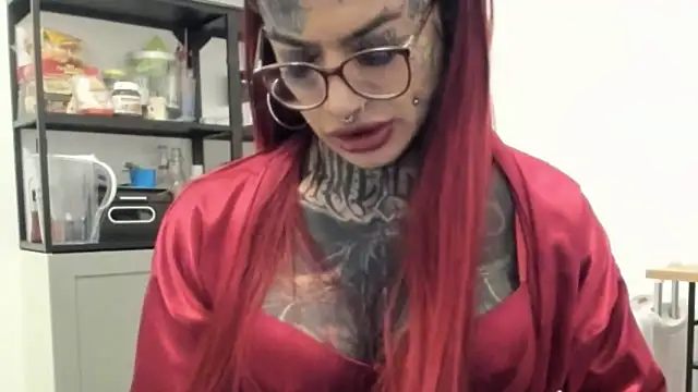 Snapshot of tamarapervert chatting on 21, 12, 2025 tamarapervert online show from 21, 12, 2025