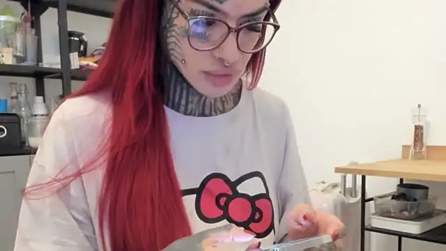 Snapshot of tamarapervert chatting on 22, 12, 2025 tamarapervert online show from 22, 12, 2025