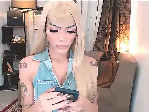 ELLIZABETHFORCUMXX online show from 5, 2, 2026