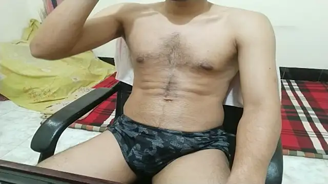 Snapshot of ekzxoss chatting on 8, 3, 2025 ekzxoss online show from 8, 3, 2025