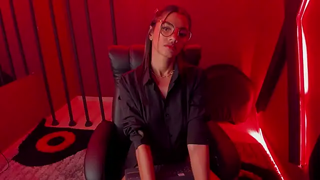 liagirl cute online show from 26, 1, 2025