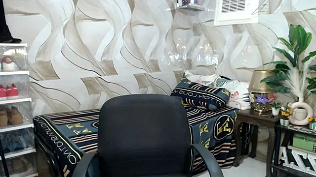 Snapshot of MagnificatMistress chatting on 19, 7, 2026 MagnificatMistress online show from 19, 7, 2026