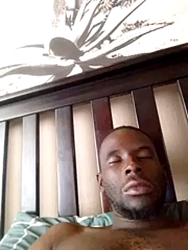 Snapshot of gineticguy chatting on 2, 11, 2025 gineticguy online show from 2, 11, 2025