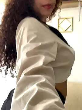 LilyBrunette online show from 13, 9, 2025