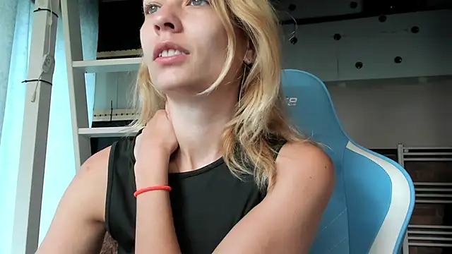 karo123421 online show from 10, 9, 2025