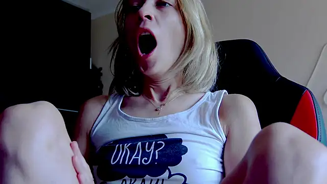 karo123421 online show from 11, 10, 2025