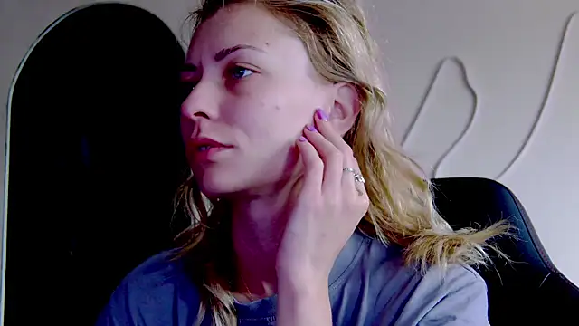 karo123421 online show from 9, 11, 2025