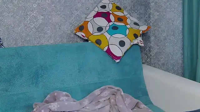 Brilliant Doll online show from 1, 12, 2025