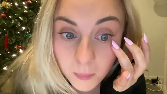 bigboobybabyxh online show from 22, 10, 2025