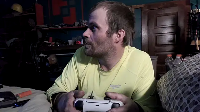 charactrzero online show from 28, 11, 2025