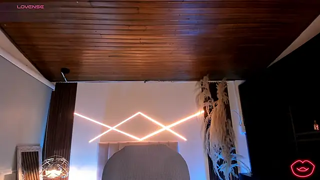 Veronicalanx1 online show from 10, 2, 2026