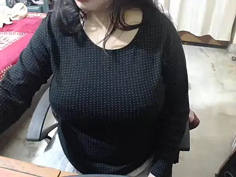 HOT CHILLY online show from 12, 2, 2026