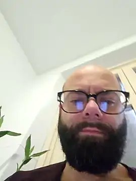 Snapshot of Dolceporco19 chatting on 15, 12, 2024 Dolceporco19 online show from 15, 12, 2024