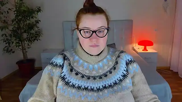 PolinaSalvatore online show from 16, 12, 2025