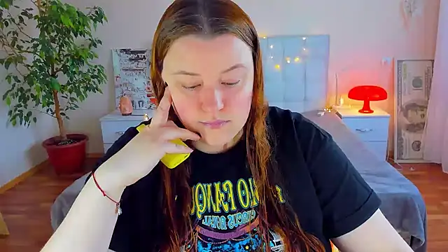 PolinaSalvatore online show from 6, 4, 2026