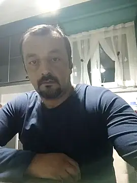 Snapshot of serkan201852 chatting on 19, 12, 2024 serkan201852 online show from 19, 12, 2024