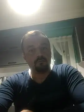 Snapshot of serkan201852 chatting on 24, 12, 2024 serkan201852 online show from 24, 12, 2024