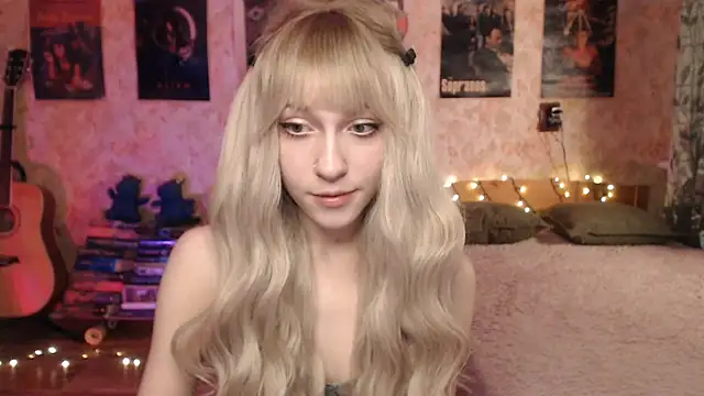 Friendly Ellie online show from 20, 1, 2025