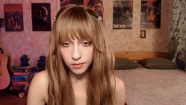 Snapshot of Friendly_Ellie chatting on 1, 7, 2026 Friendly Ellie online show from 1, 7, 2026