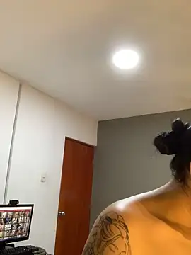 Amandanauty online show from 5, 11, 2025