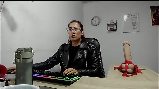 Scarlett Sen online show from 25, 2, 2025