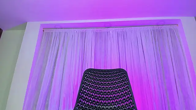 Snapshot of jaddyk_ chatting on 1, 12, 2025 jaddyk online show from 1, 12, 2025