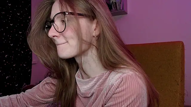 Snapshot of mollytuck chatting on 23, 2, 2025 mollytuck online show from 23, 2, 2025