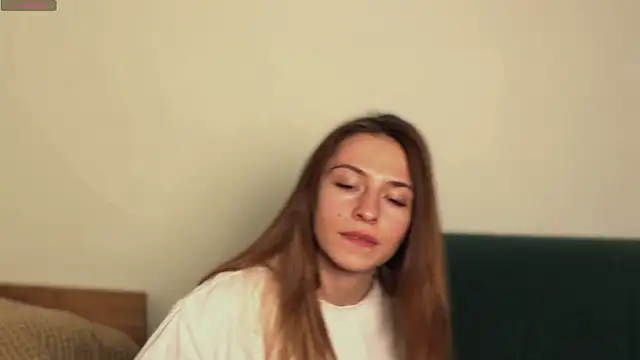 Snapshot of LovelyKatea chatting on 6, 4, 2026 LovelyKatea online show from 6, 4, 2026